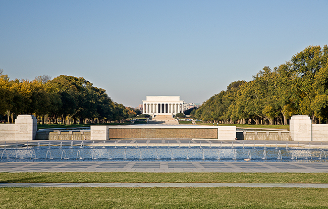 The World War II Memorial, Washington, DC. Oehme, van Sweden & Assoc.